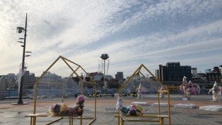 포항 해상공원에 ‘K팝 아이돌’ 설치 미술 전시 열려